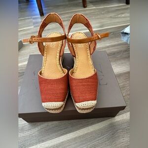 Crown Vintage Tan Espadrilles Comfortable Chic Shoes